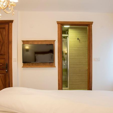 Monza House Otel Siğacık Rum bild