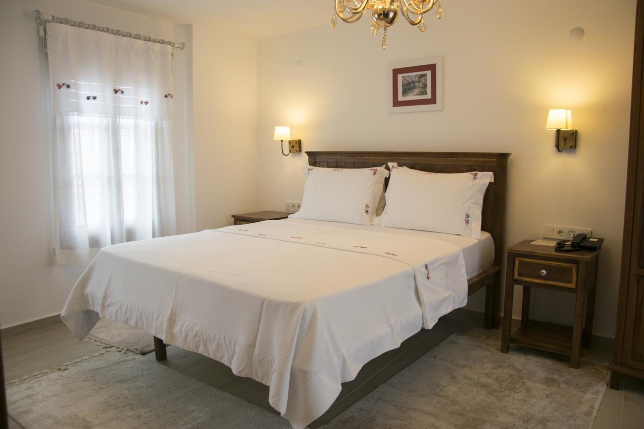 Monza House Otel Siğacık Rum bild