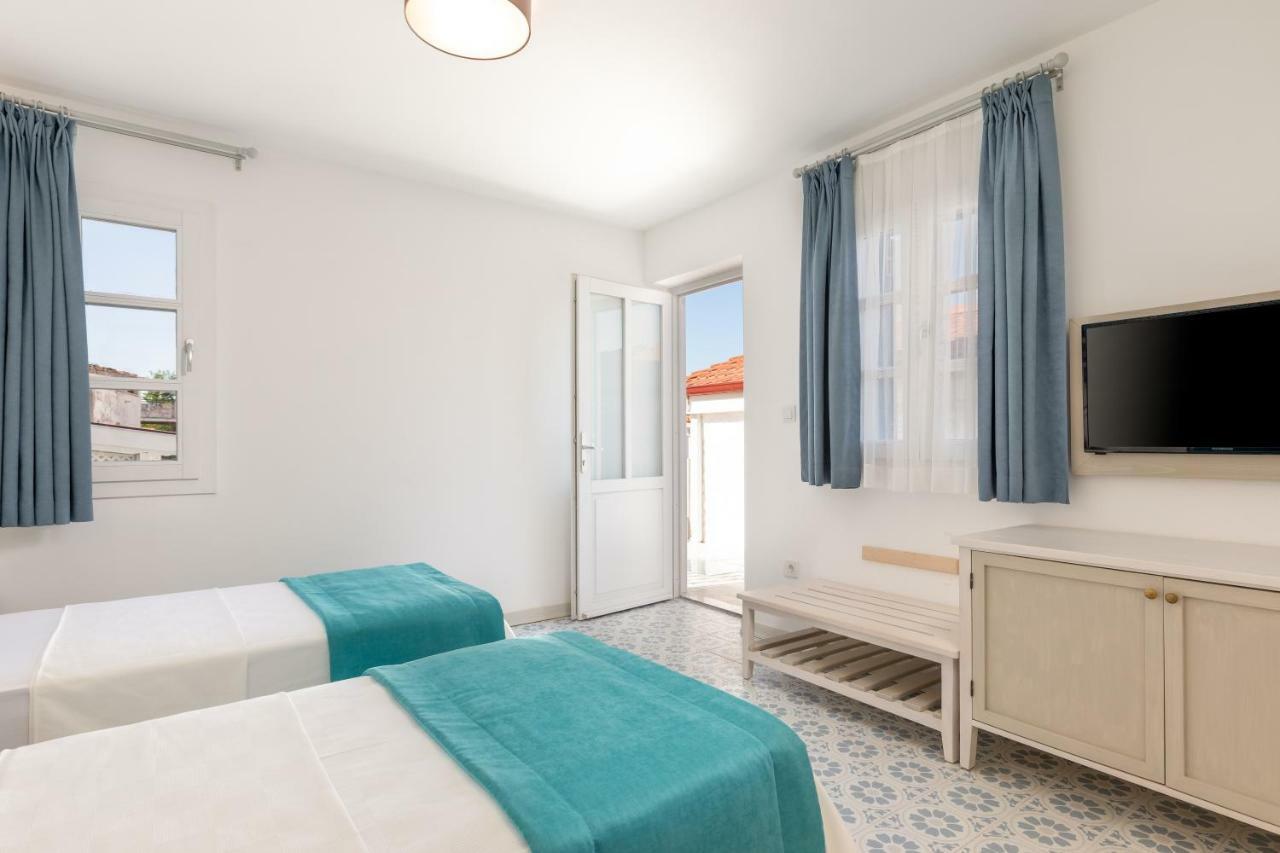 Monza House Otel Siğacık Exteriör bild